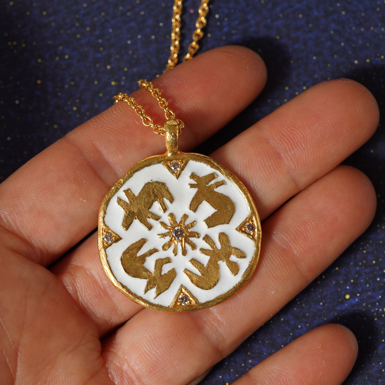 WHEEL OF TIME white | pendant